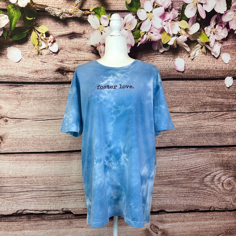 SOLD 🛍️ Women’s Cotton Blue Tie Dye Foster Love Print Front Long Line Casual